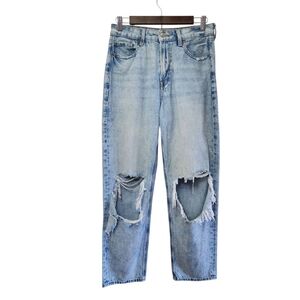 American Eagle Distressed Light Wash Mom Straight Jean Comfort Stretch Size 8